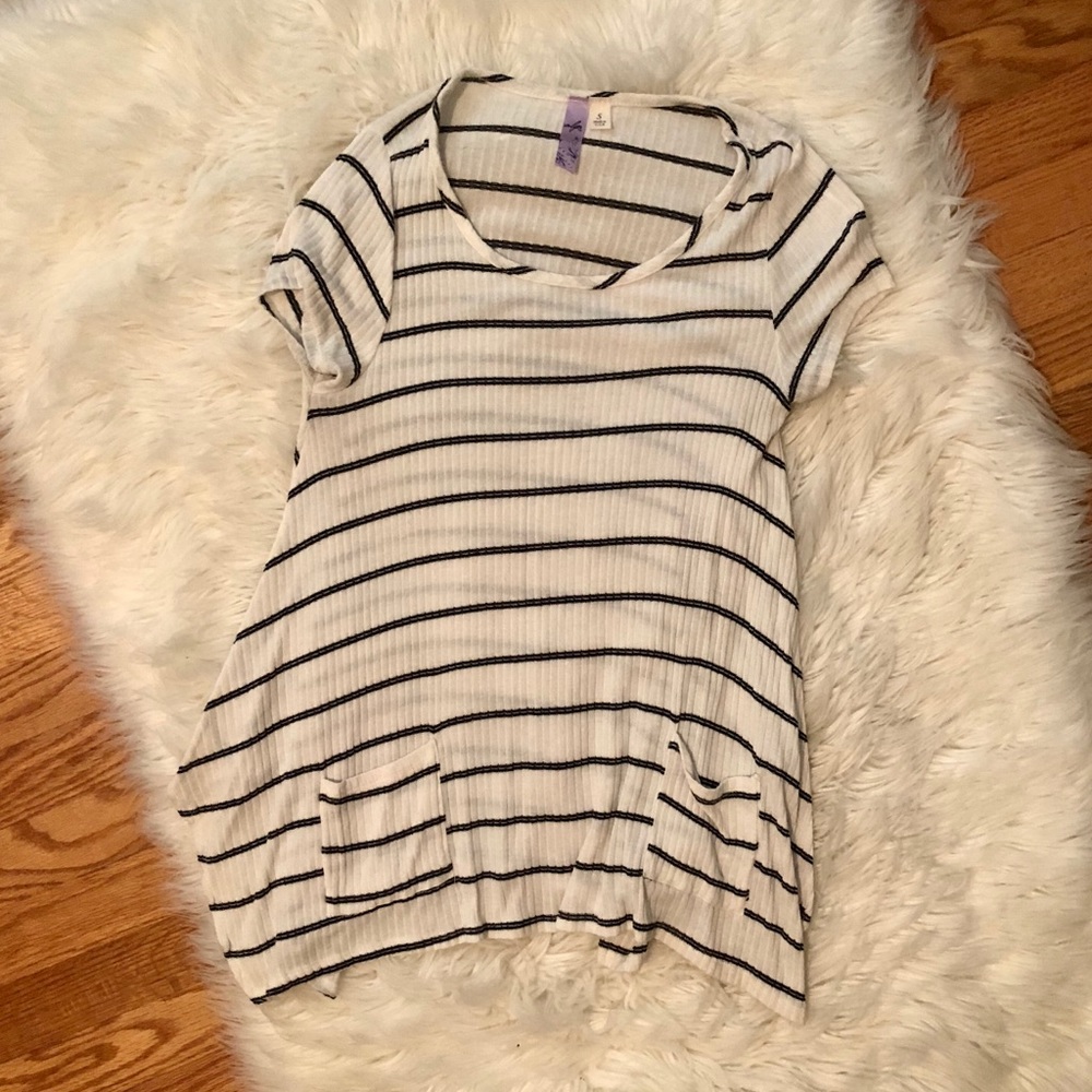 NWOT striped tiered bottom swing top